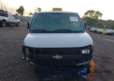 2016 Chevrolet Express 2500 Work Van from USA, damaged, VIN 1GCWGAFF6G1239175
